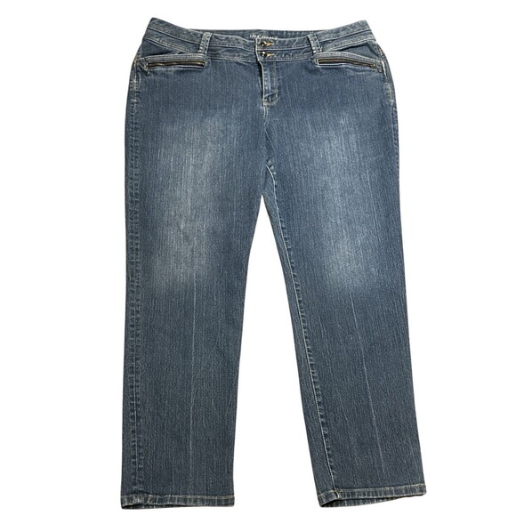 Lane Bryant Medium Wash Mid-Rise Straight Leg Jeans Zipper Pockets Size 22 Plus - Picture 1 of 8